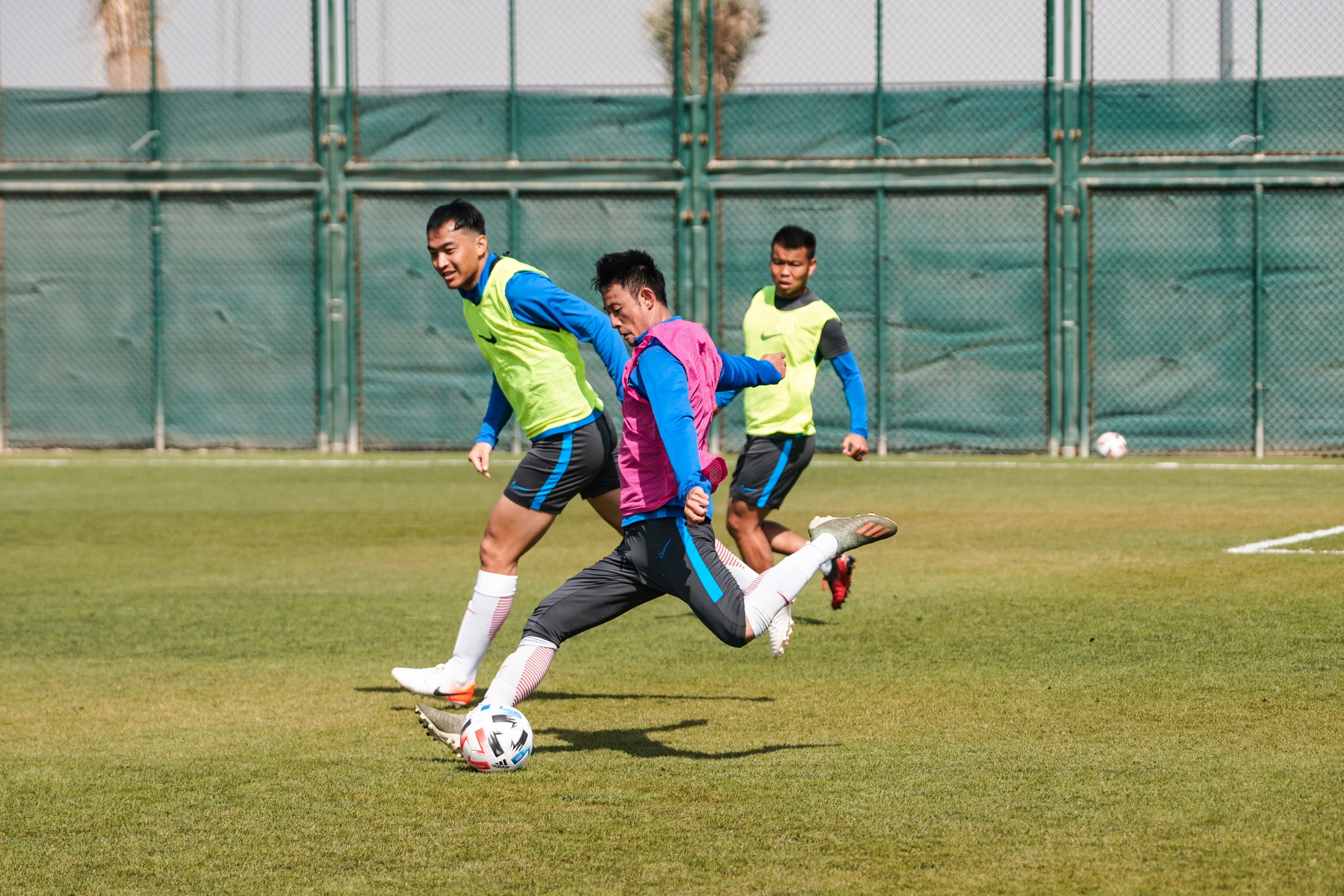 佛罗伦萨中场因伤休战，球队备战受影响